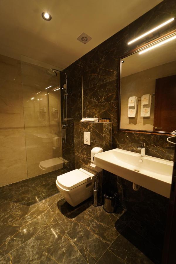 Monarch Hotel Prizren Exteriér fotografie