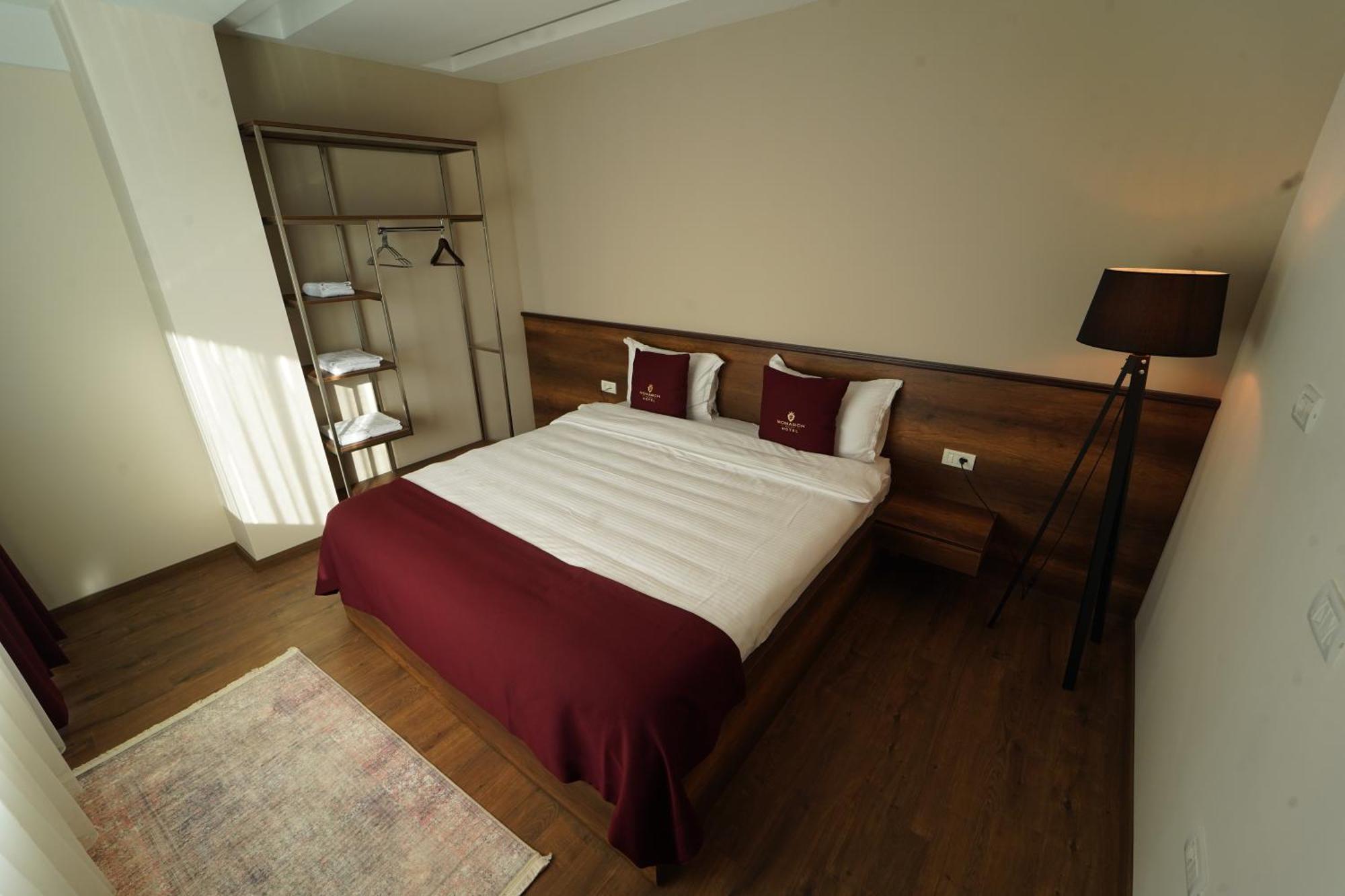 Monarch Hotel Prizren Exteriér fotografie