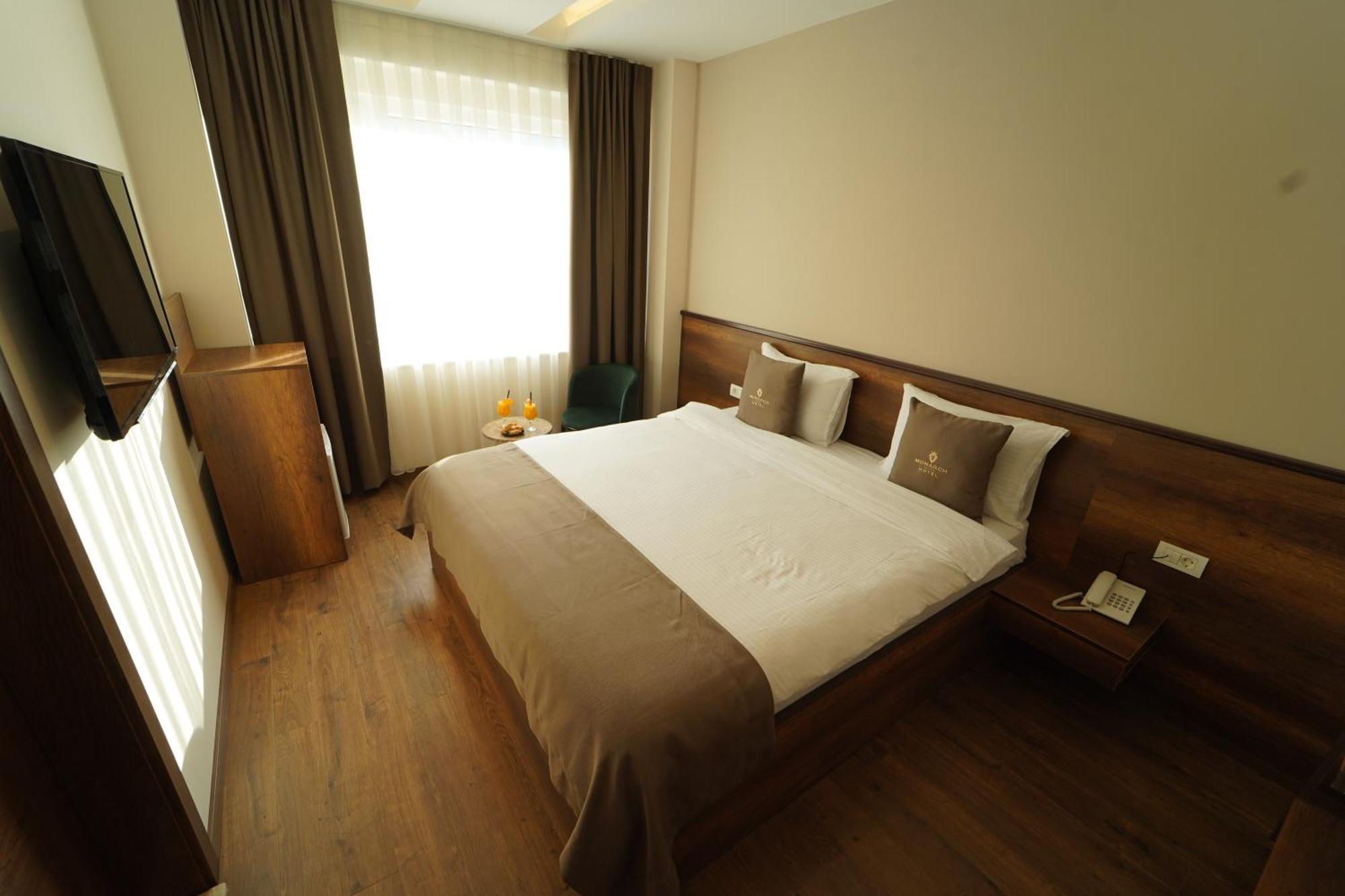 Monarch Hotel Prizren Exteriér fotografie